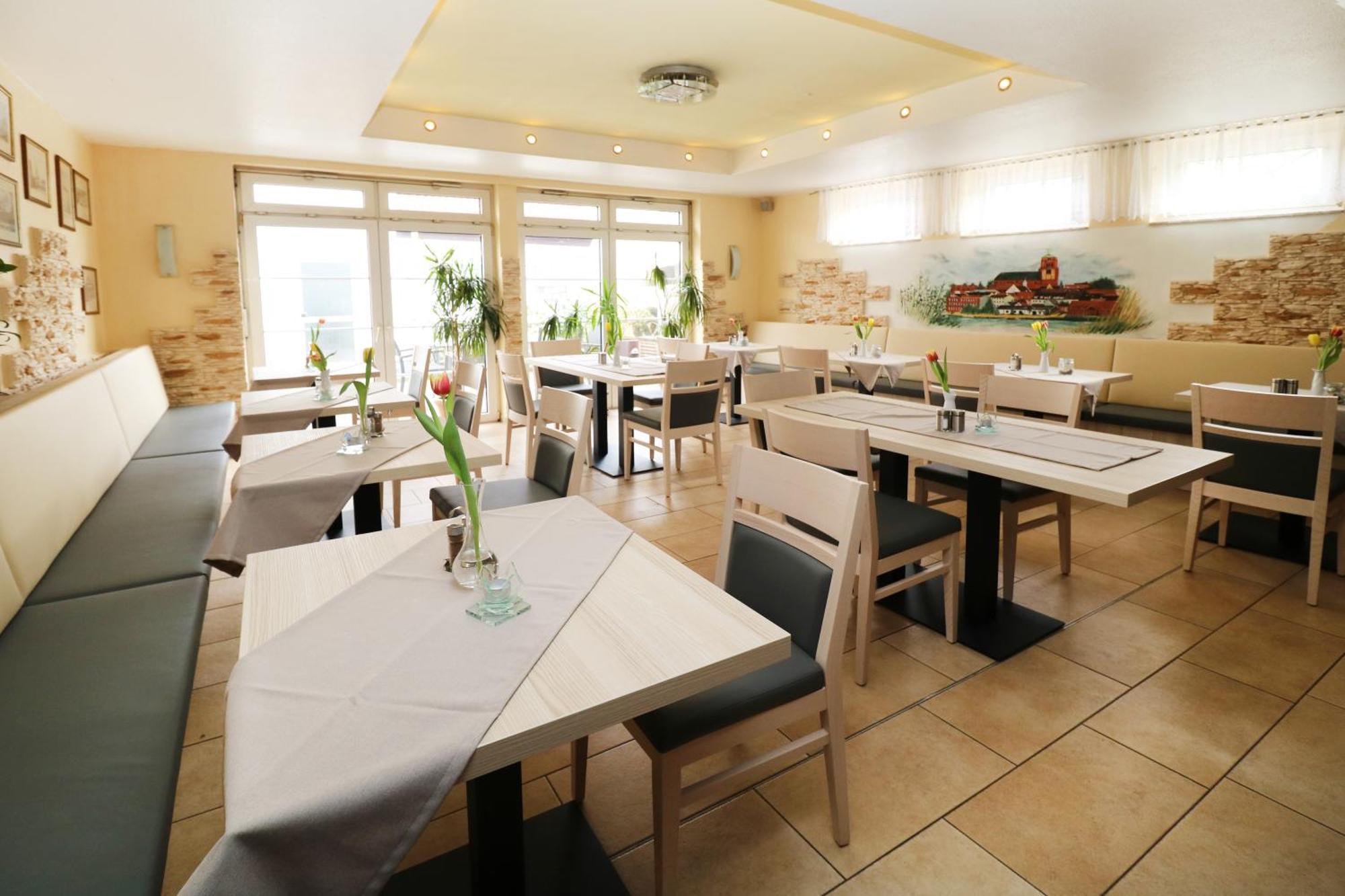 Hotel Pension Kirschstein Вольгаст Экстерьер фото