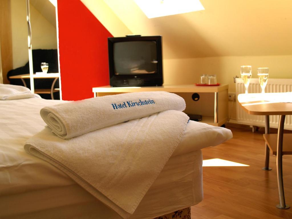 Hotel Pension Kirschstein Вольгаст Экстерьер фото